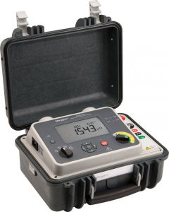 DLRO100E 100 A highly portable micro-ohmmeter with DualGround safety